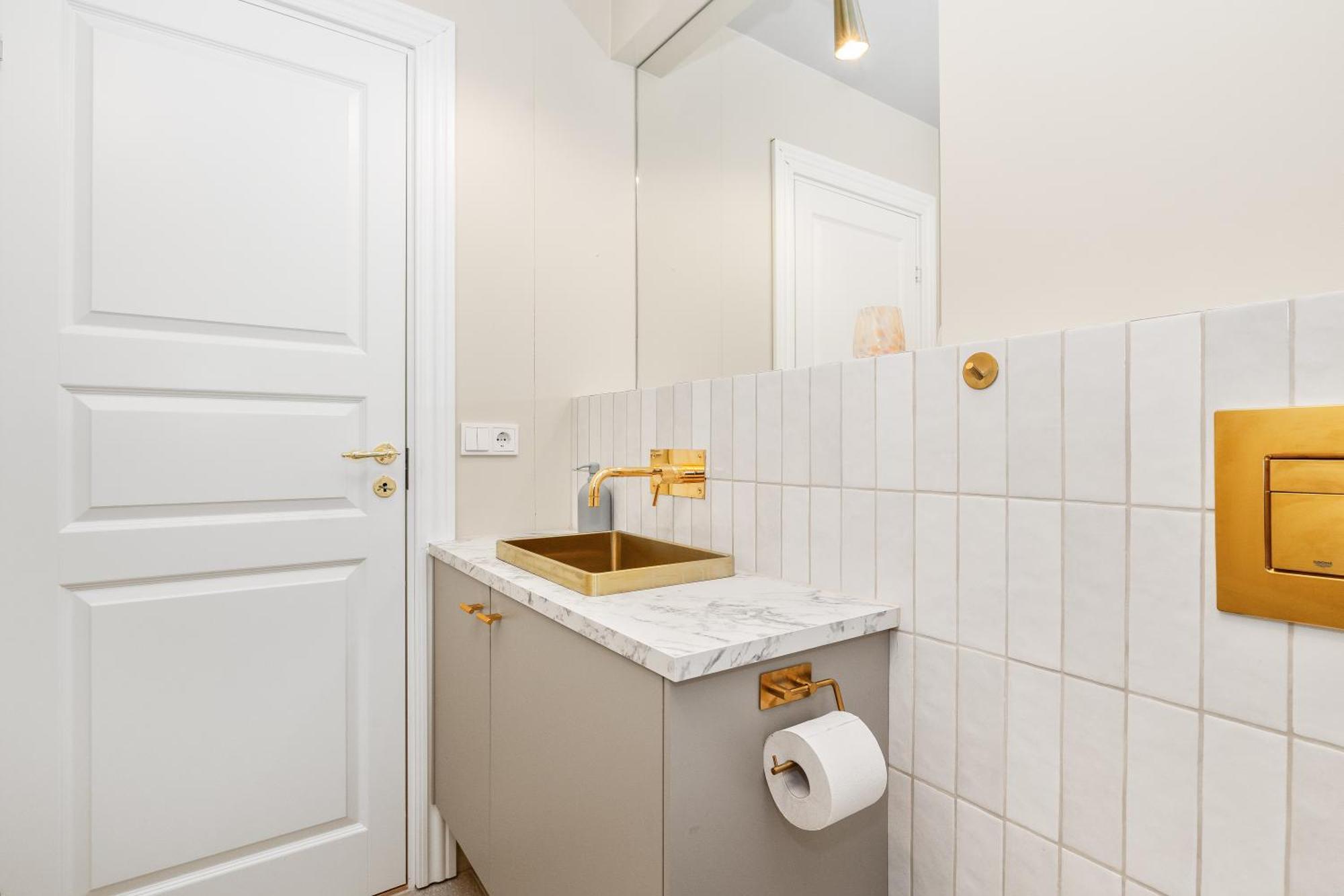 Downtown Baldursbra - Two Bedroom